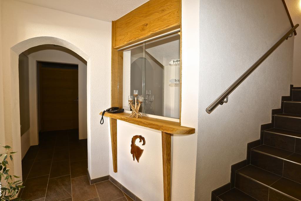Ladis Living Appartement Buitenkant foto