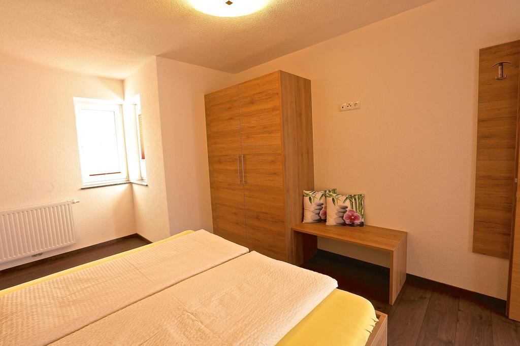 Ladis Living Appartement Buitenkant foto