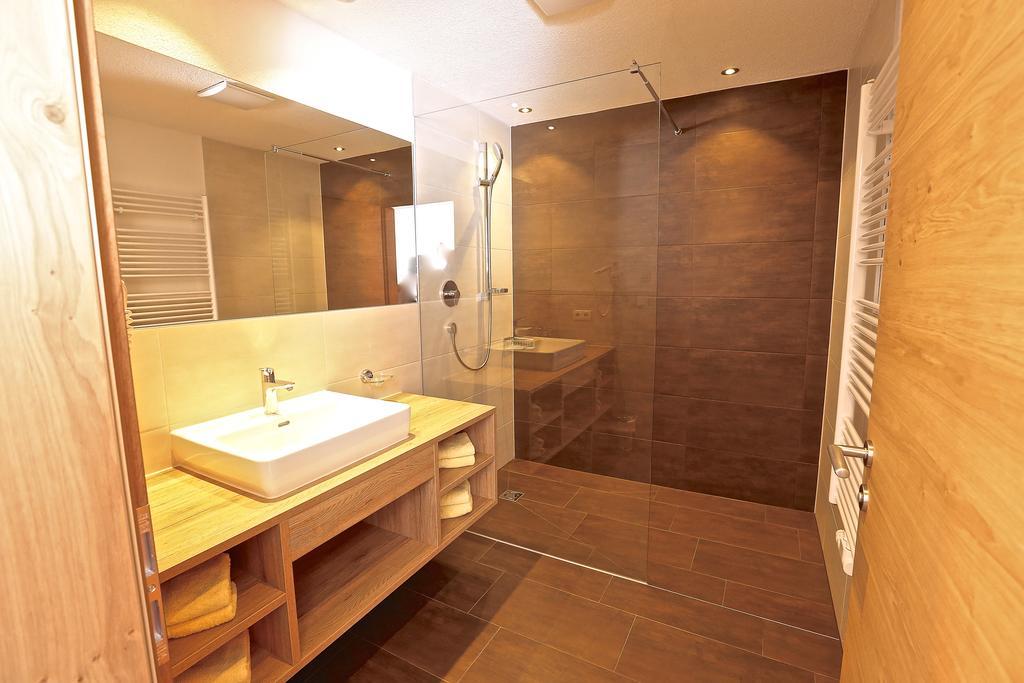 Ladis Living Appartement Buitenkant foto