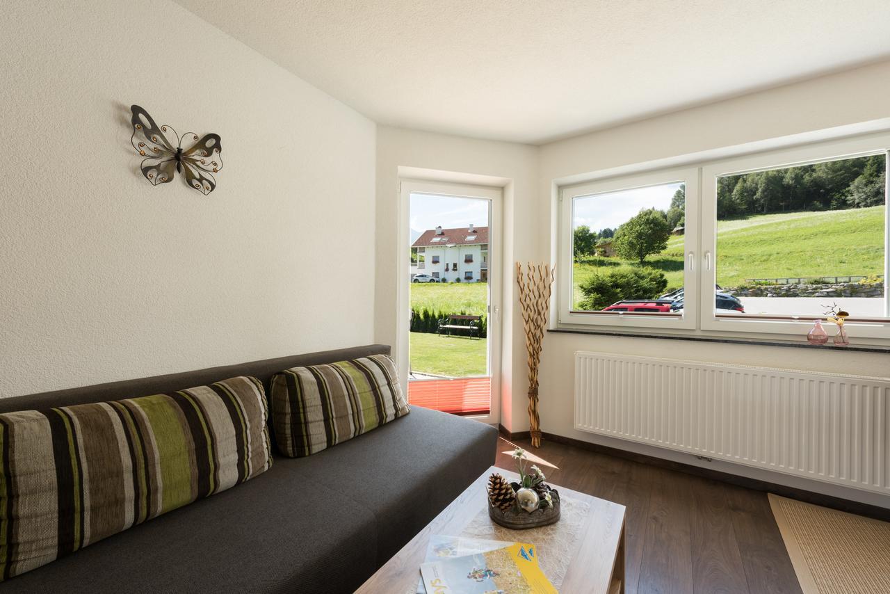 Ladis Living Appartement Buitenkant foto