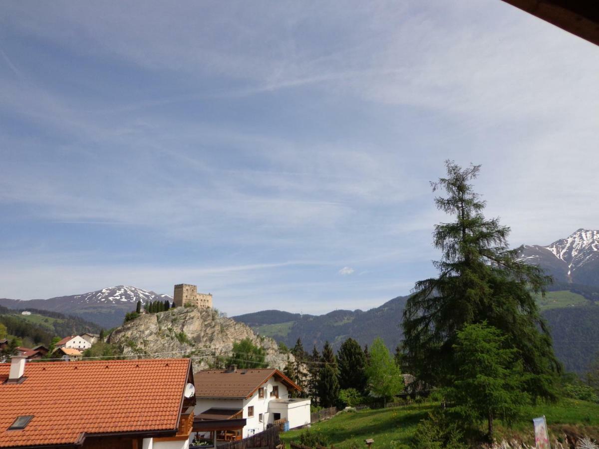 Ladis Living Appartement Buitenkant foto